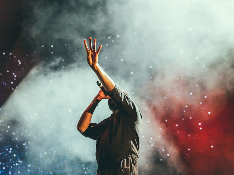 The Evolution of Concert Venues: How Modern Arenas Revolutionize Live Music